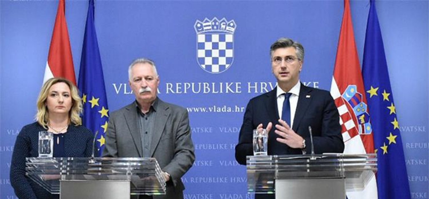 Striking teachers' unions and government reach agreement